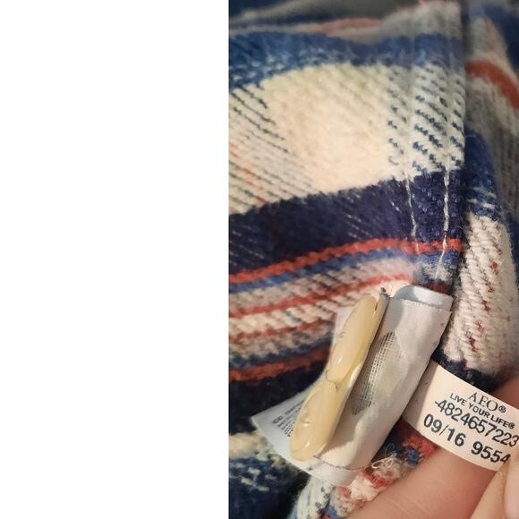 AMERICAN EAGLE Womens Blue Red Plaid Flannel Shirt M Cotton Button Down Gorpcore - Picture 9 of 9